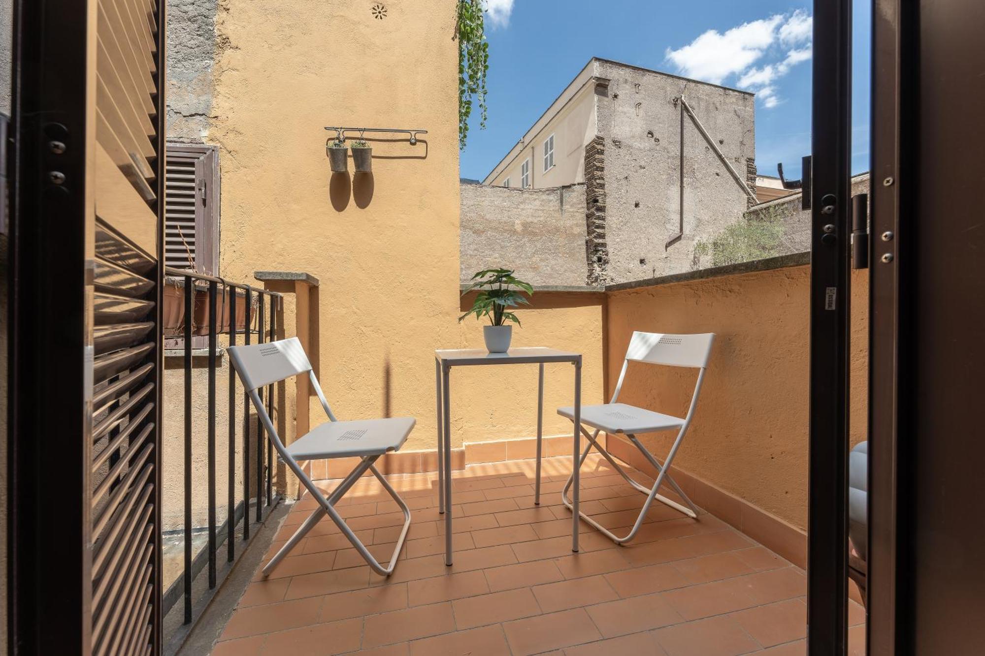 Ciambella Arch Apartment For 6 People @Largo Argentina Rome Exterior photo