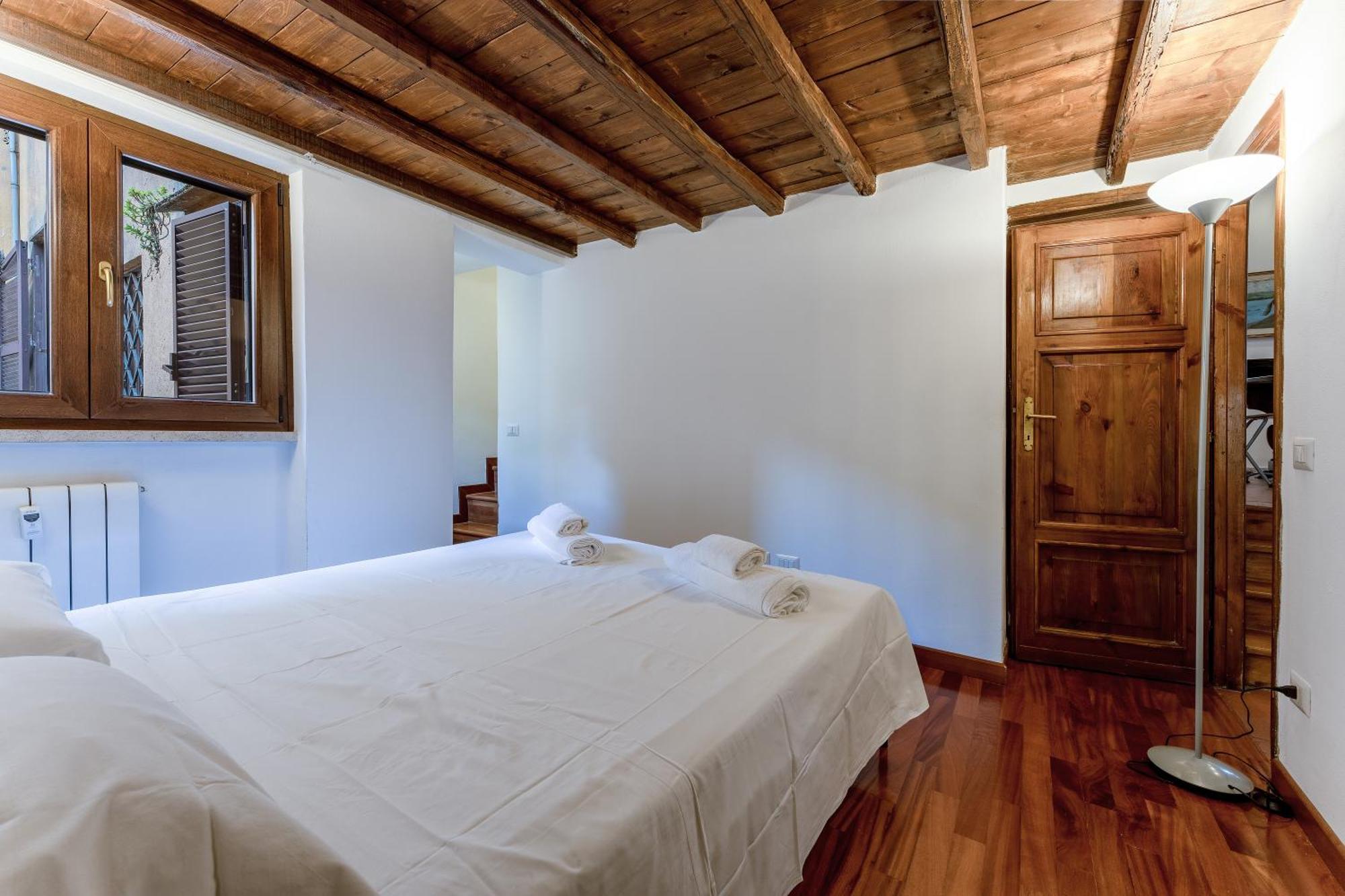 Ciambella Arch Apartment For 6 People @Largo Argentina Rome Exterior photo