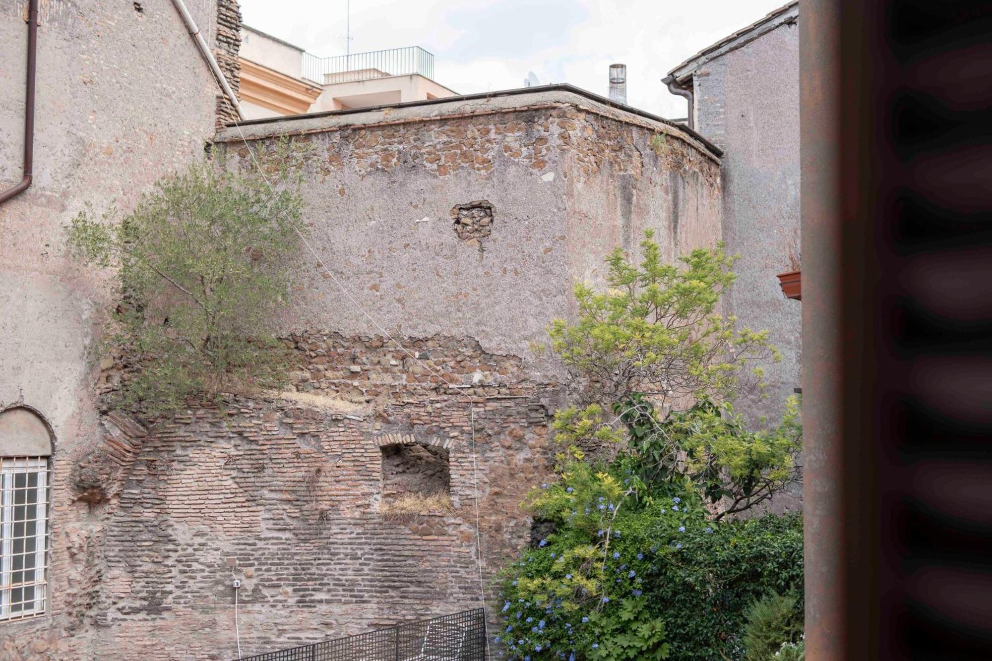 Ciambella Arch Apartment For 6 People @Largo Argentina Rome Exterior photo